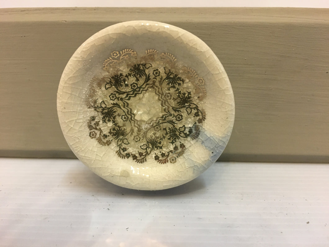 Gold Leaf Paisley Knob